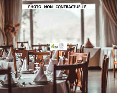 Local commercial - 457 m²