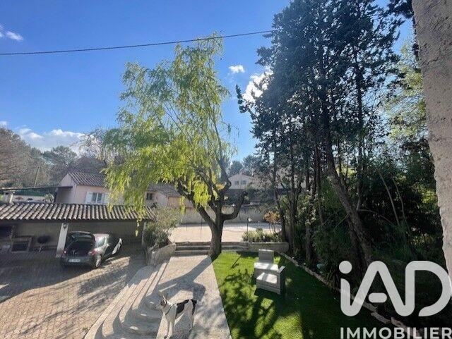 Maison - 168 m² - 6 pièces