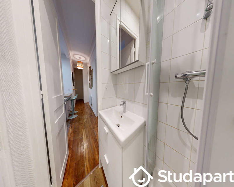 Chambre - 50 m² - 1 pièce