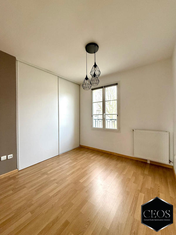 Maison traditionnelle - 88 m² - 5 pièces