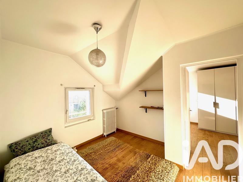 Maison - 180 m² - 7 pièces