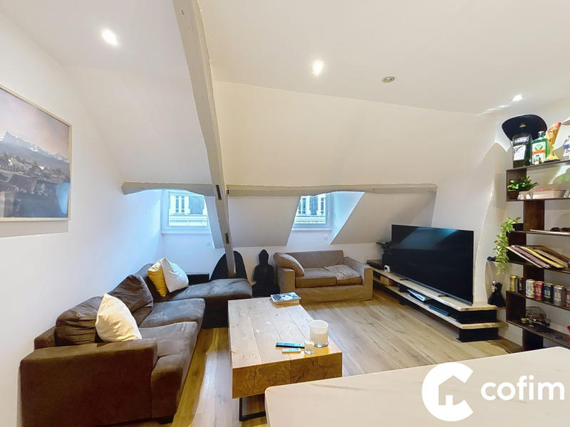 Appartement - 92 m² - 4 pièces