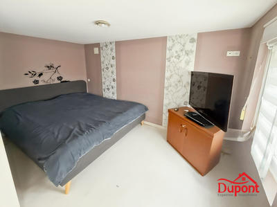 Maison - 80 m² - 5 pièces