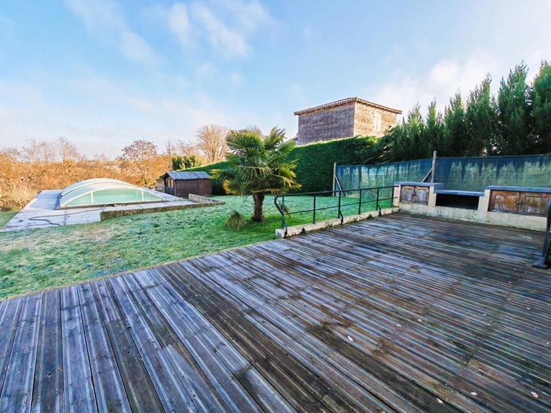 Maison - 110 m² - 5 pièces