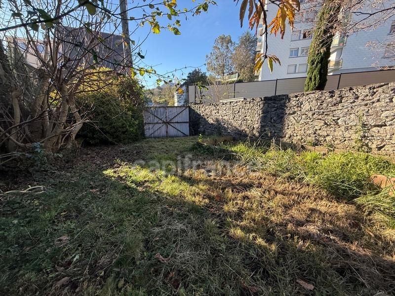 Terrain constructible - 781 m²