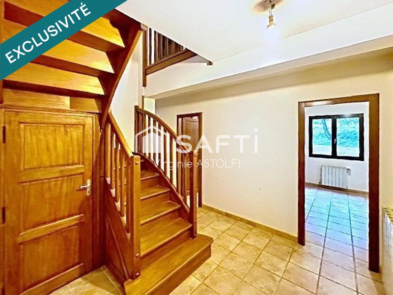 Maison - 160 m² - 4 pièces