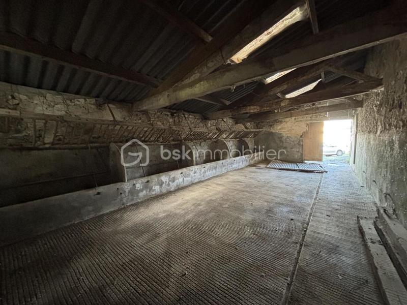 Immeuble - 180 m² - 3 pièces