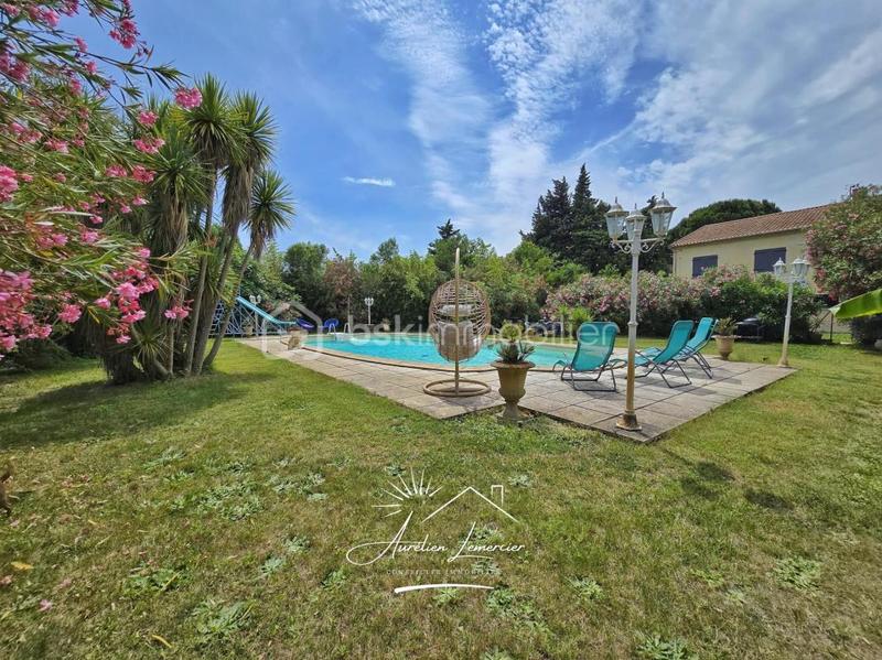 Maison - 200 m² - 6 pièces