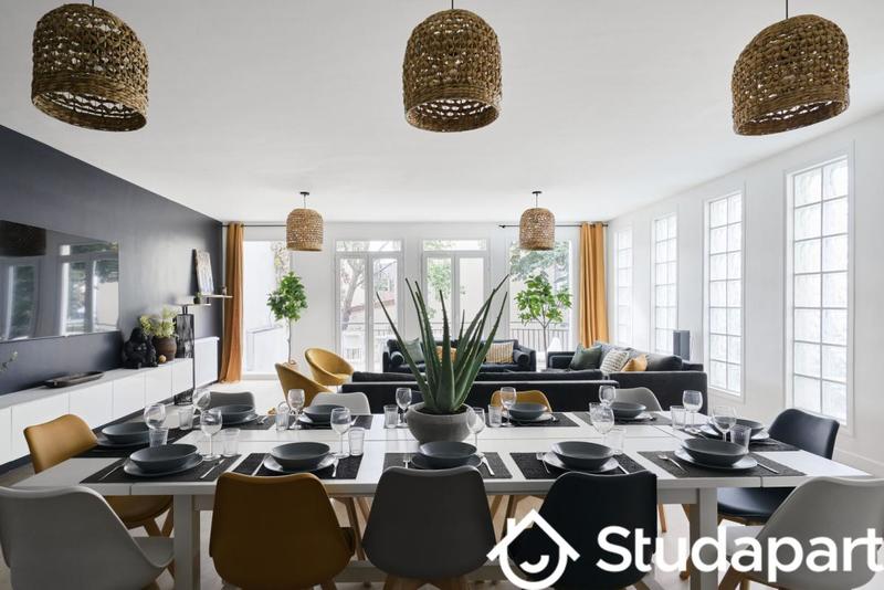 Chambre - 14 m² - 1 pièce