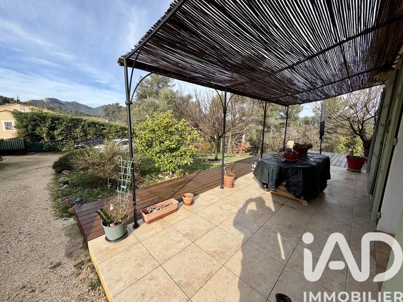 Maison - 102 m² - 4 pièces