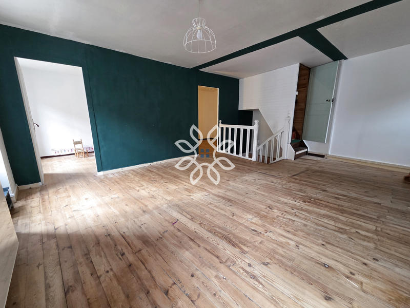 Maison - 103 m² - 5 pièces