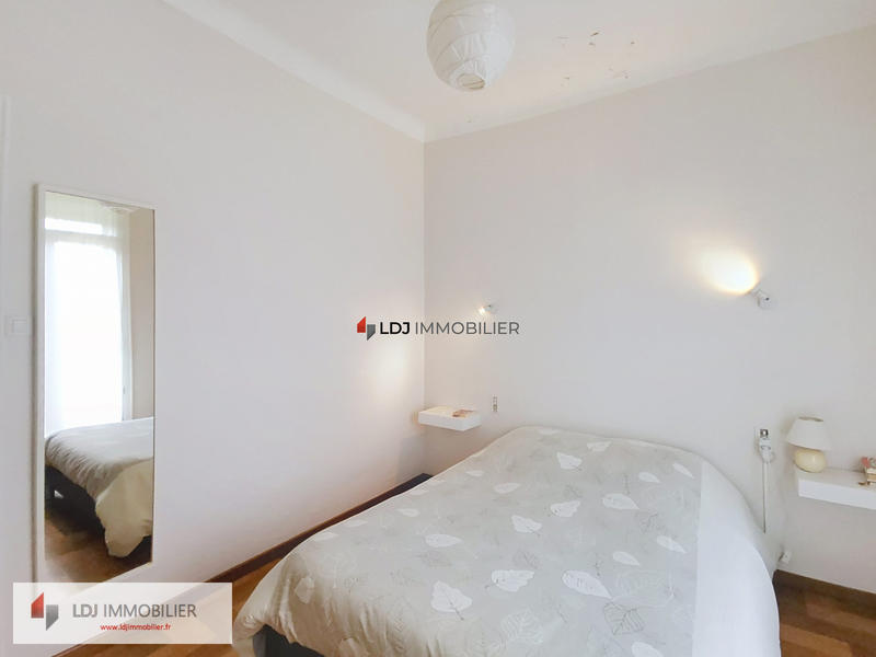 Maison - 186 m² - 7 pièces