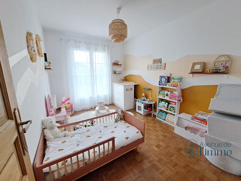 Maison - 110 m² - 5 pièces