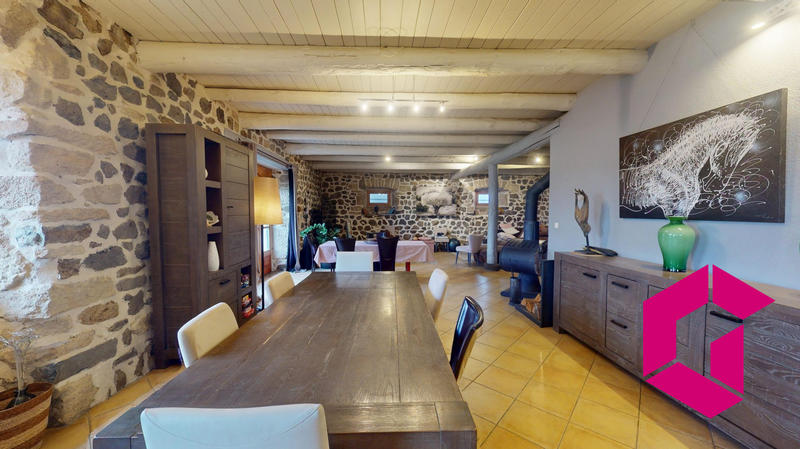 Ferme - 221 m² - 7 pièces