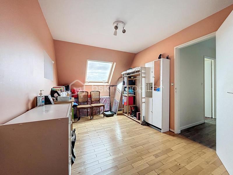 Maison traditionnelle - 100 m² - 5 pièces