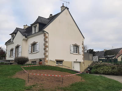 Maison - 176 m² - 8 pièces