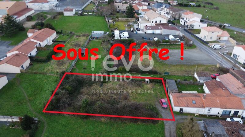 Terrain constructible - 730 m²