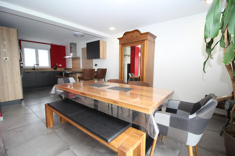 Maison - 91 m² - 4 pièces