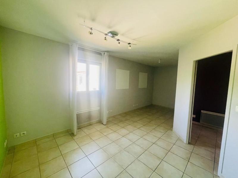 Bureau - 47 m² - 2 pièces