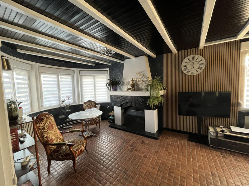 Maison - 140 m² - 8 pièces