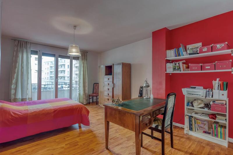 Appartement - 172 m² - 6 pièces