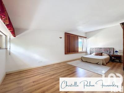 Maison - 163 m² - 7 pièces