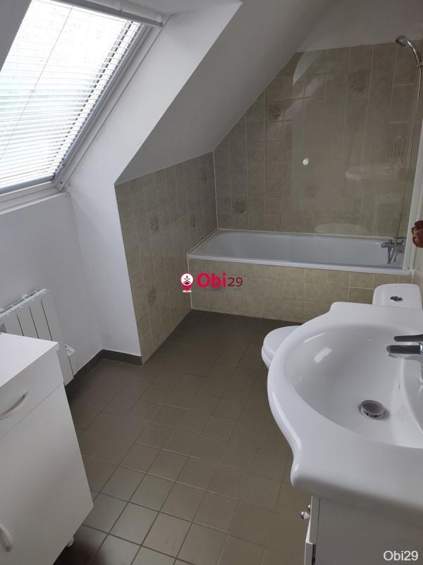 Maison - 92 m² - 5 pièces