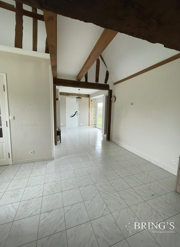 Maison - 215 m² - 8 pièces