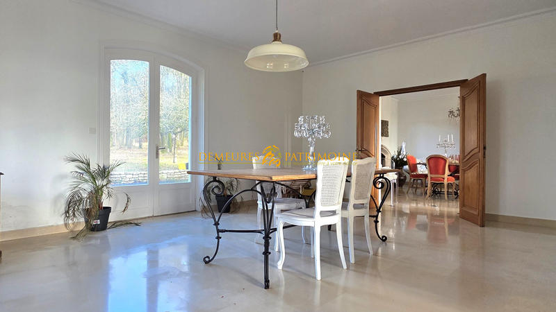 Maison - 246 m² - 6 pièces