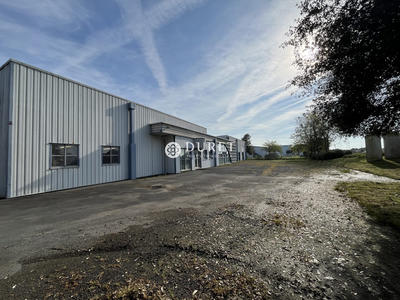 Local d'activités - 460 m²