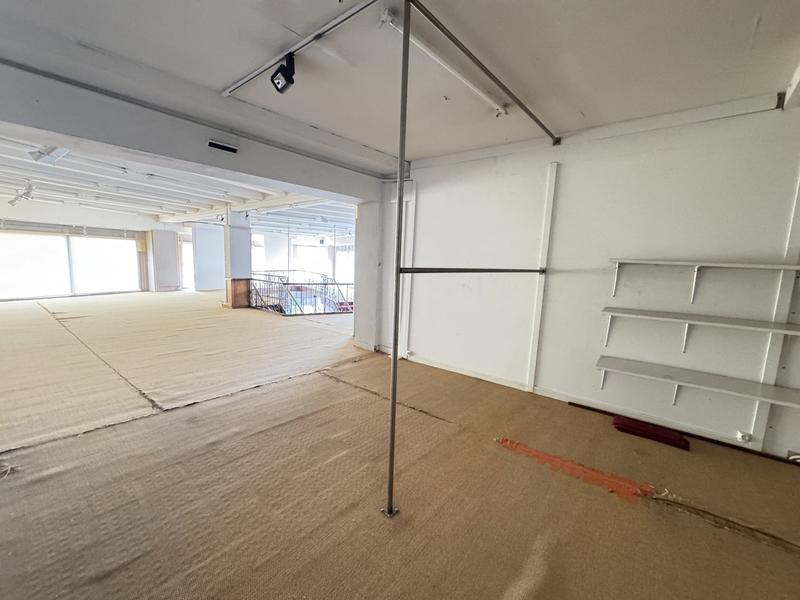 Local commercial - 330 m²