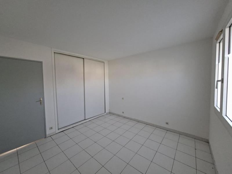 Appartement - 64 m² - 2 pièces