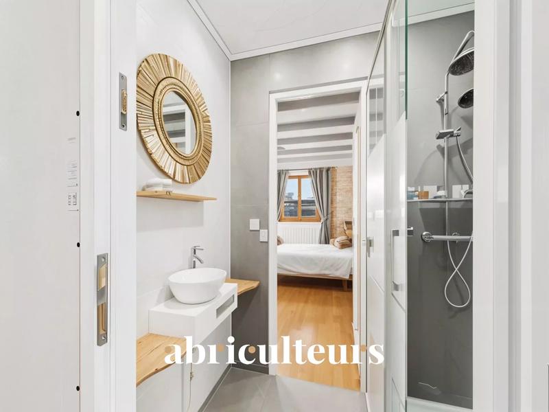 Maison - 180 m² - 7 pièces