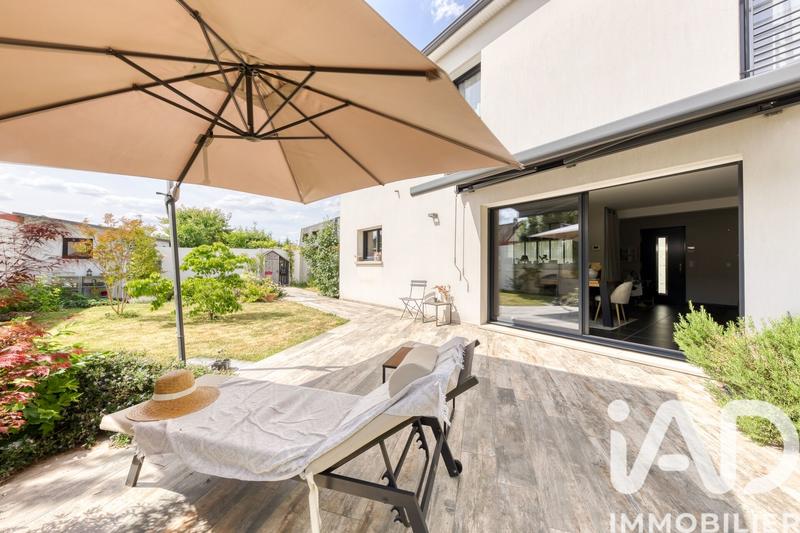 Maison - 166 m² - 6 pièces