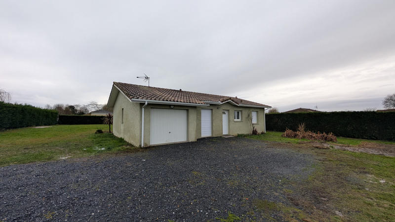 Maison - 80 m² - 4 pièces