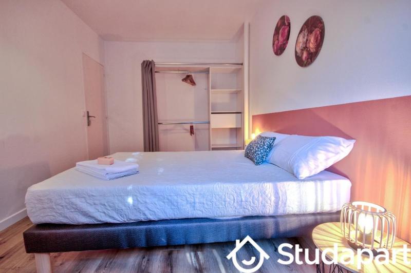 Chambre - 9 m² - 1 pièce