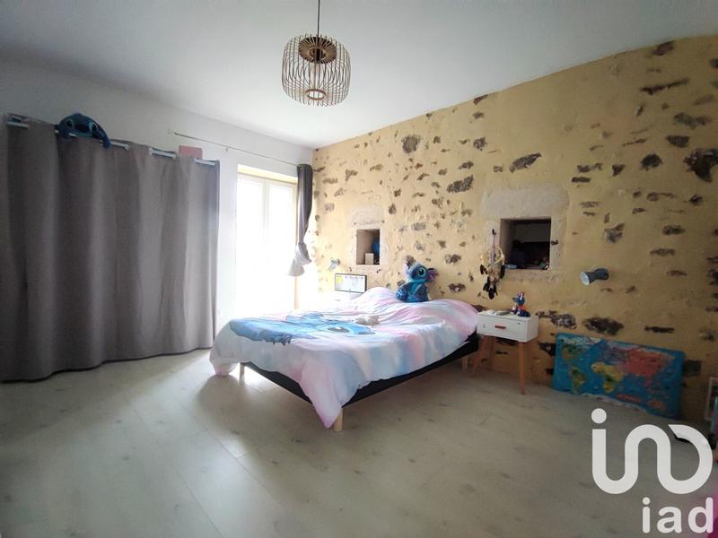 Maison - 252 m² - 6 pièces