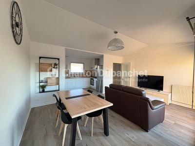 Appartement - 57 m² - 2 pièces