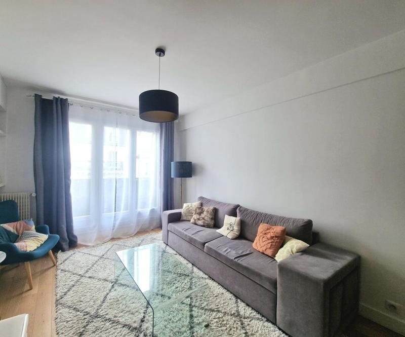 Appartement - 80 m² - 4 pièces