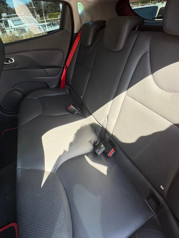 Renault Clio IV Rs Trophy 220 n°1066 Full