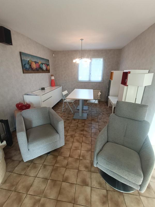 Maison - 90 m² - 5 pièces