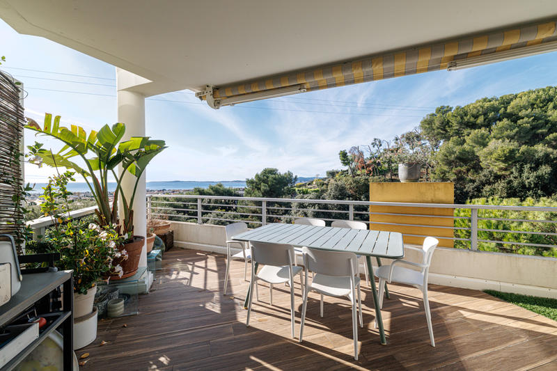 Appartement - 96 m² - 4 pièces