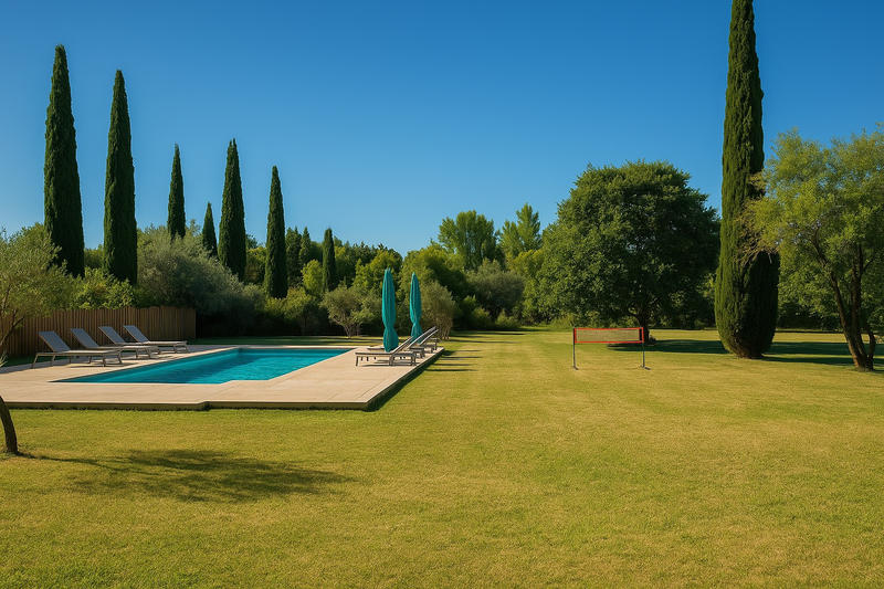 Mas - 730 m² - 11 pièces