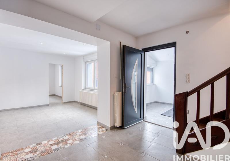 Maison - 111 m² - 4 pièces