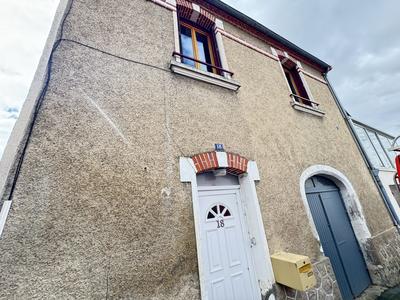 Maison ancienne - 90 m² - 3 pièces