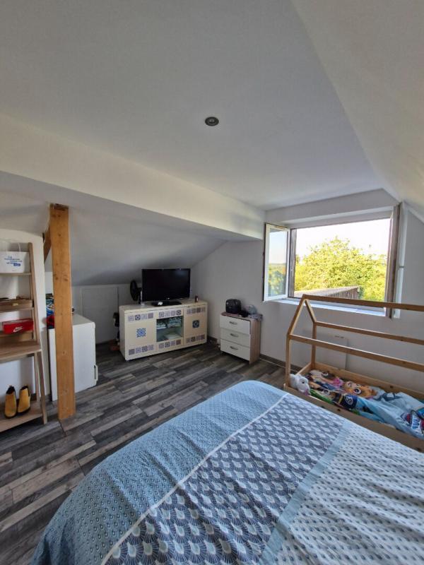 Maison - 80 m² - 6 pièces