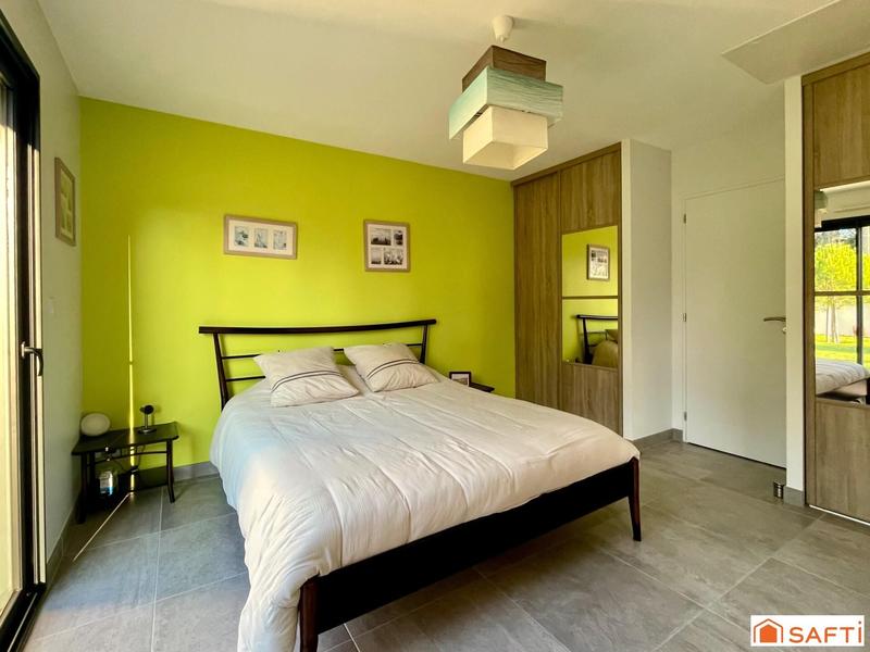 Maison - 137 m² - 7 pièces