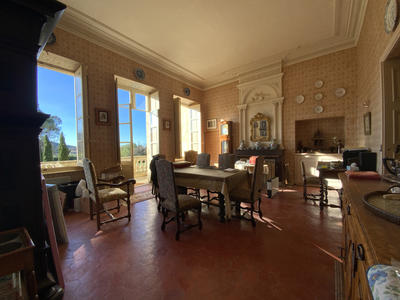 Appartement - 215 m² - 5 pièces