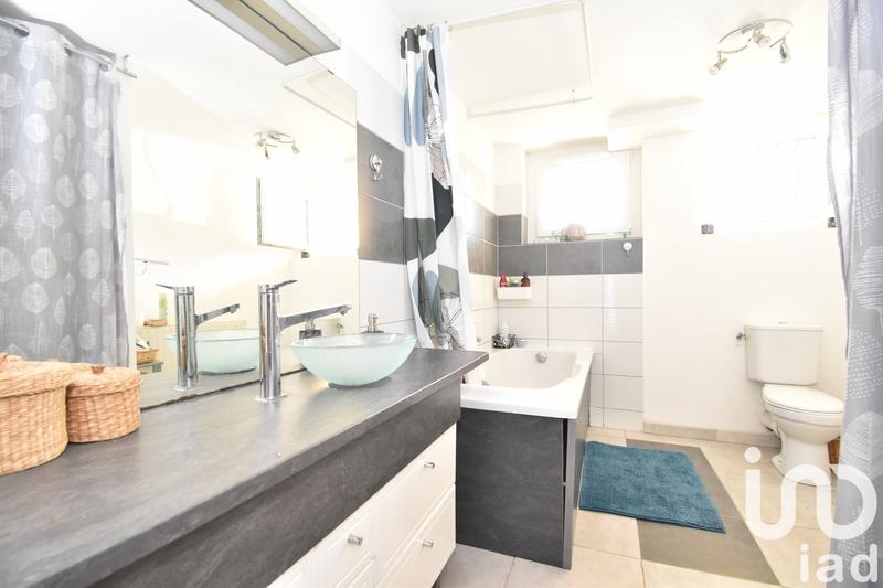 Maison - 167 m² - 7 pièces