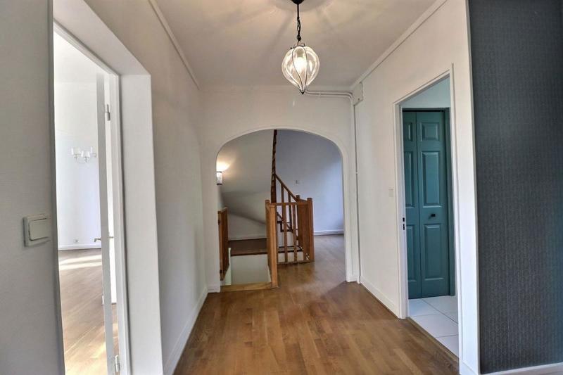 Maison - 185 m² - 6 pièces